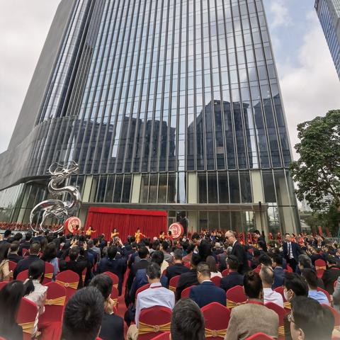 深圳宝安区的区中心是哪啊？