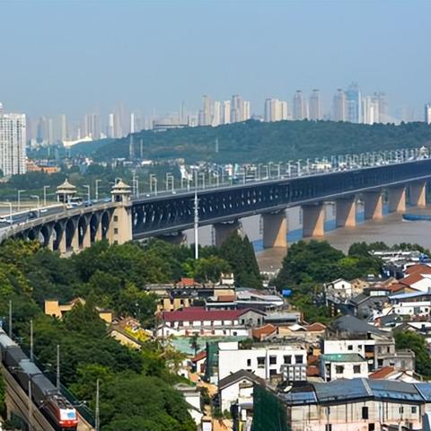 青岛人来西安市怎么报备