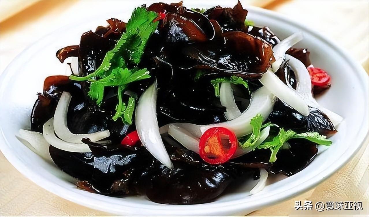 阿尔山有什么特色美食（假如有个说走就走的旅行）