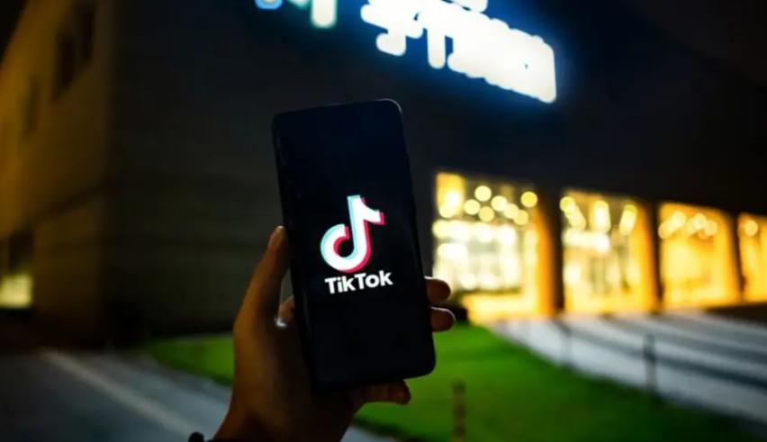 原神怎么换入驻同伴（原神怎么更换随从）