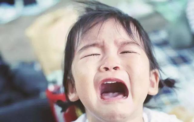 宝宝总是起夜奶是怎么回事 宝宝总是起夜奶是怎么回事