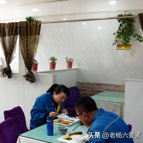 兰州交通大学食堂的饭菜好吃吗？