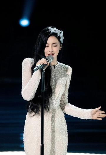 朱珠最惊艳的三张全身照片