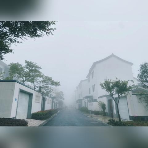 义乌在杭州市哪个方向