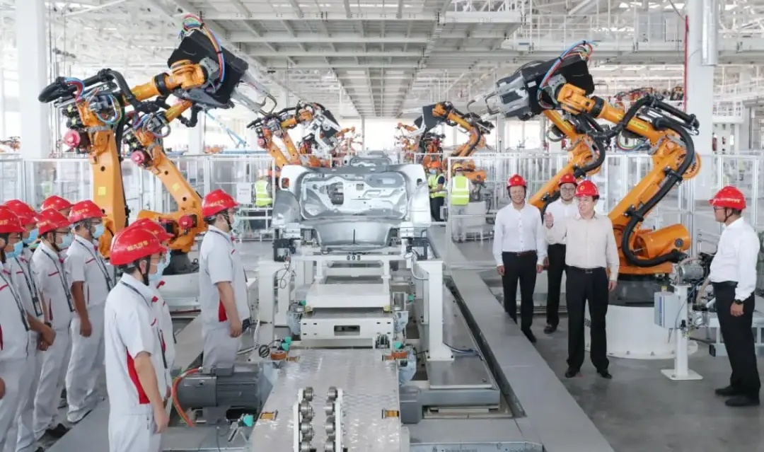 如何让员工成为副业 炒股可以成为副业不