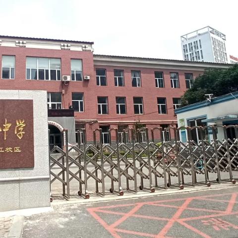 沈阳市虹桥中学校餐厅怎么样