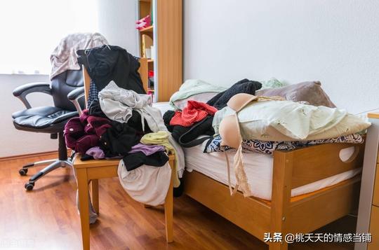 丈夫因妻子不会算账，执意要离婚，再娶新妻子败光所有家产