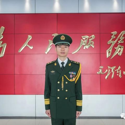 市场监管新制服什么颜色？