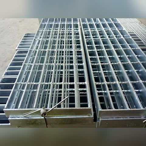 福建防滑钢格板设备的相关长尾关键词有哪些