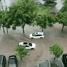 成都市暴雨地铁事件真相的长尾关键词有什么