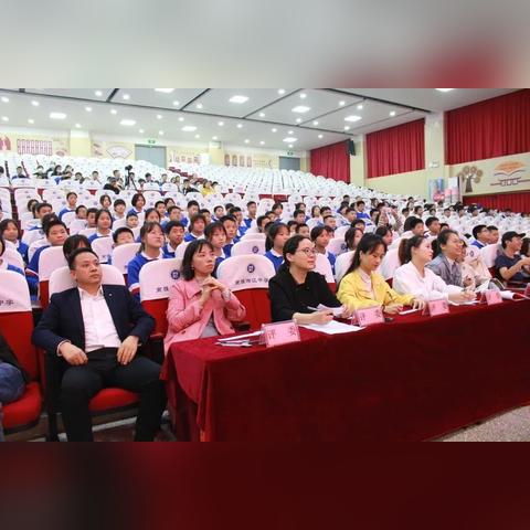 长沙市一中2017年高考喜报相关长尾关键词有哪些