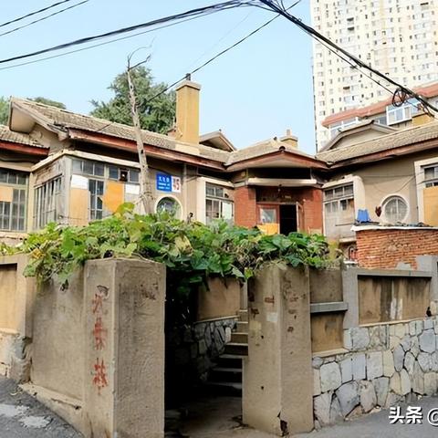 中山市跟大连市哪个大