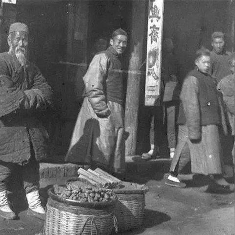 兰州市哪里能免费摆摊的