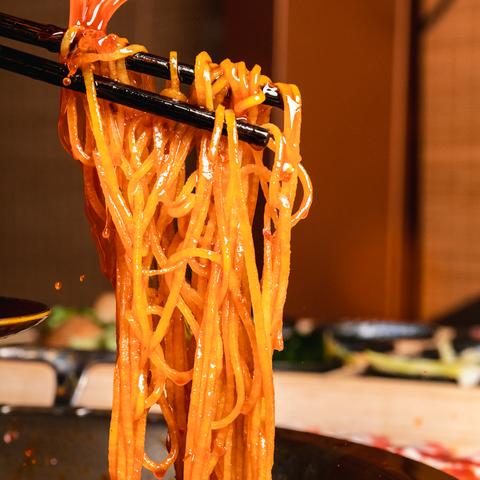 成都市最正宗的自助火锅的长尾关键词有哪些