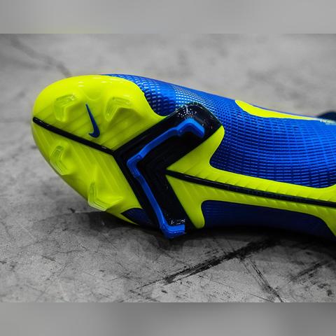 足球大师宝石怎么用