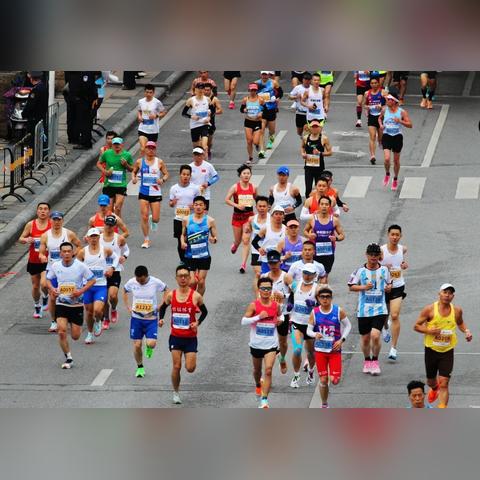 桂林市哪里帅哥多一点