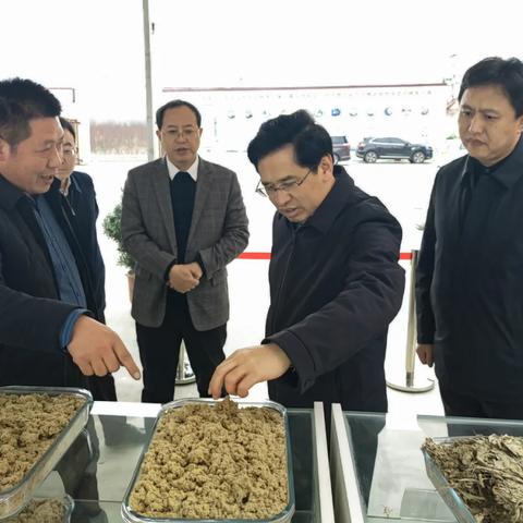 赣州市卧龙山庄在哪里啊