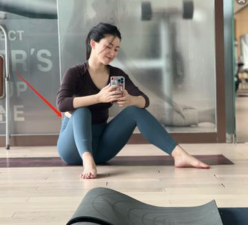  朱珠蝎子式跪姿