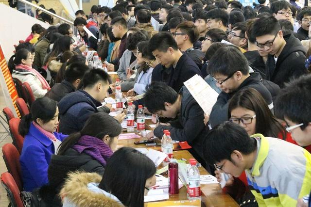 教师严重违规终身禁教具体情况