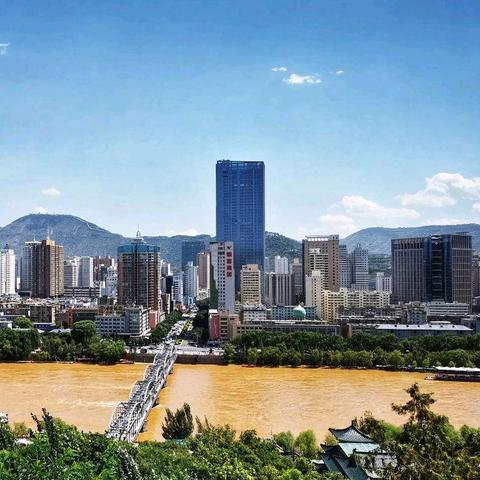 海口市跟兰州市哪个大一点