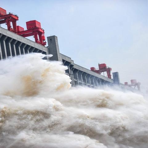 重庆水电厂防洪门哪个好