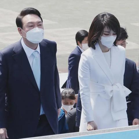 尹锡悦被申请逮捕令，韩国宪政史上首次！