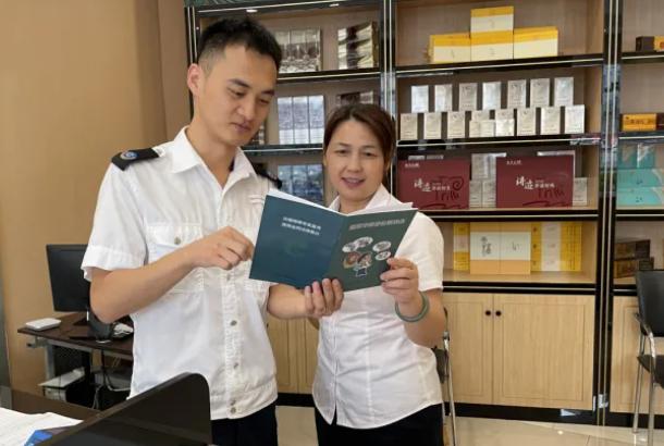 [排行标题]： 学文科男生不要进！盘点最适合文科男生的专业，让你不再迷茫！