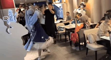 手机原神角色怎么跳得高（原神飞行bug用谁）