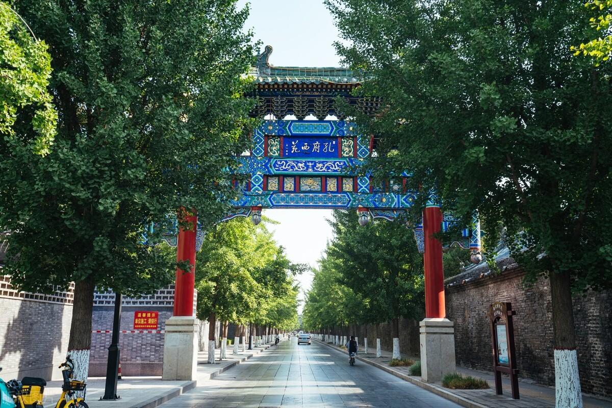 曲阜的美食是什么美食（山东曲阜孔家菜怎么样）