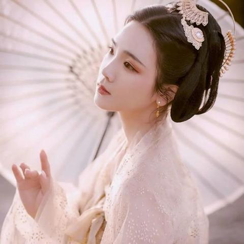 女生命格藏玄机，读懂八字其实很简单