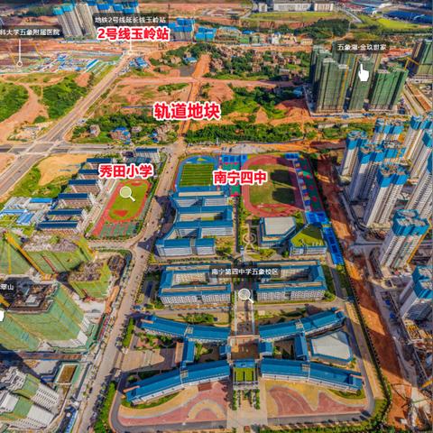 南宁四中很强的足球运动员的长尾关键词有哪些