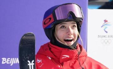 谷爱凌失误后表情好可爱图片