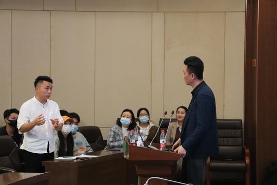 湖北省大学生创新创业俱乐部首场沙龙活动爆满！超时