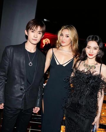 谷爱凌与杨颖同框合照图片