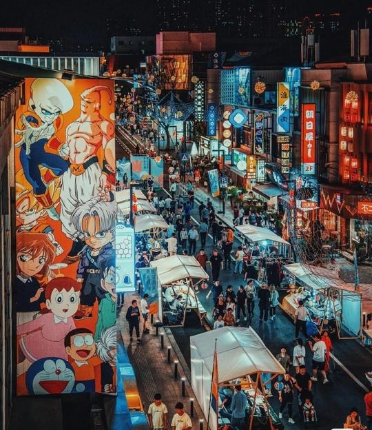 全中国最像日本商业街的地方竟在苏州，淮海商业街带你体验霓虹