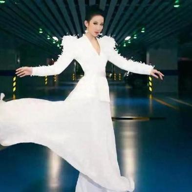 武汉石门峰公园能开车进去吗？