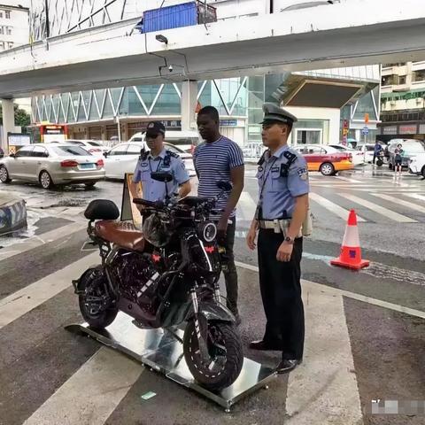 广州市交警服务电话多少