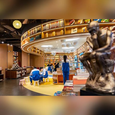 桂林新华驾校教练补考费相关长尾关键词有哪些