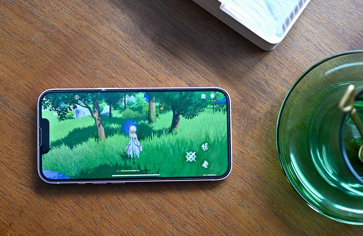 苹果原神自抽号怎么登（苹果官方app的原神是官方服吗）