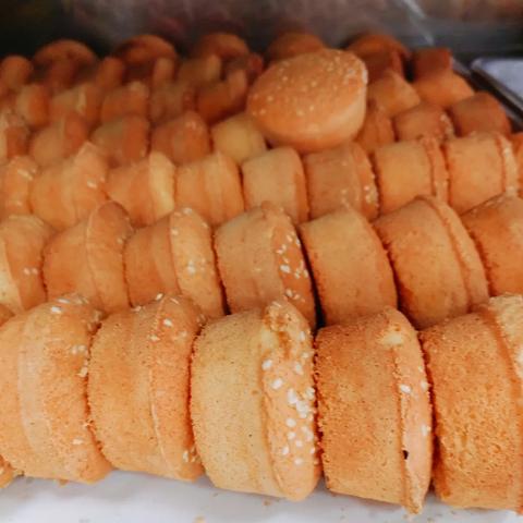 重庆大学b区食堂蛋糕的长尾关键词有哪些