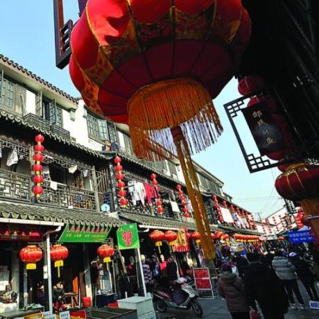 苏州市什么地方人多一些