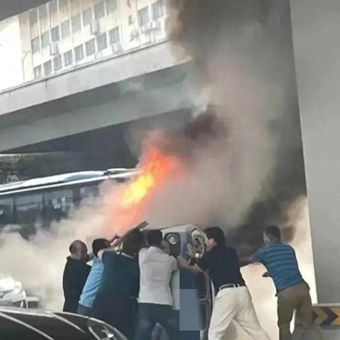 广州市姓什么的最多