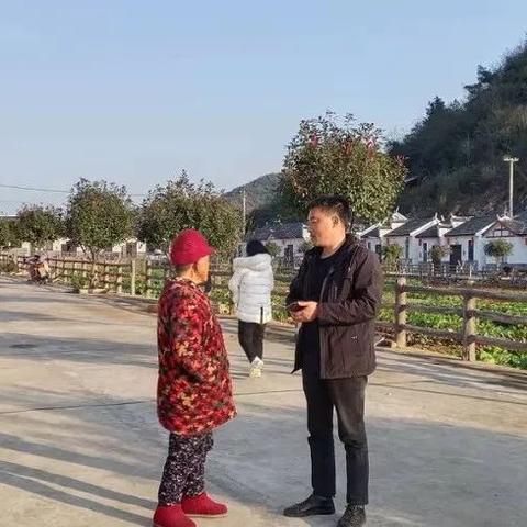 松滋卸甲坪明德足球比赛的长尾关键词有什么