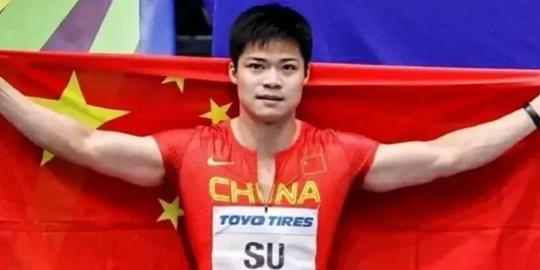 2022感动中国十大人物苏炳添作文素材