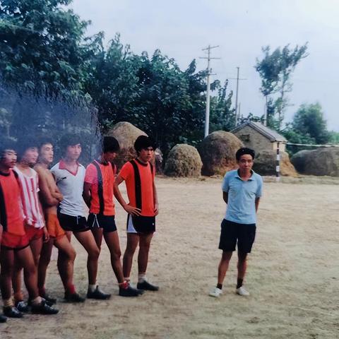 热血足球怎么放大招