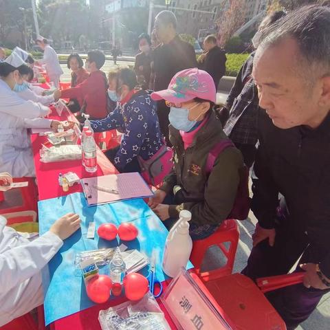 长沙芙蓉路上有什么医院？