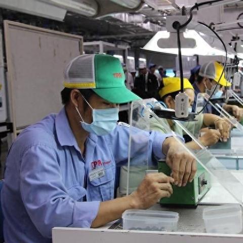 首个跨境支付cips的相关长尾关键词有什么