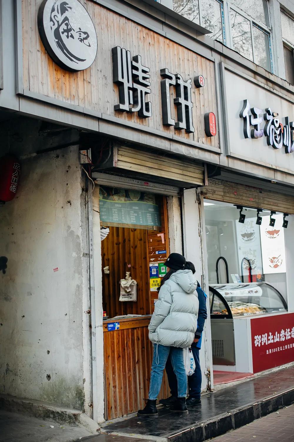美食街卖什么（南宁美食街排行榜前十名）