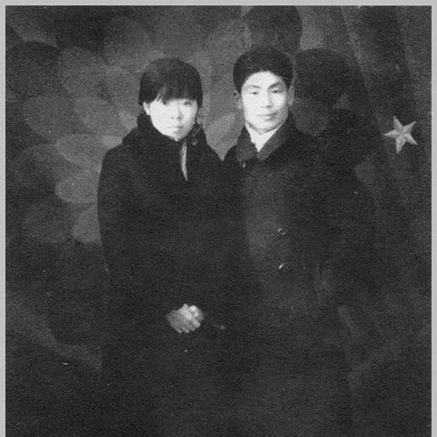 哈尔滨工业大学的学生订被褥的多还是自带的多？