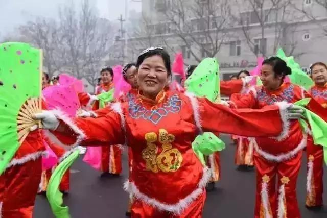 长沙民俗美食是什么（长沙有哪些美食值得推荐）